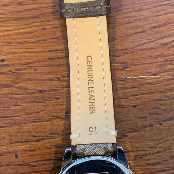 Coach Signature Ladies Watch, Nice - Picture 11 of 14